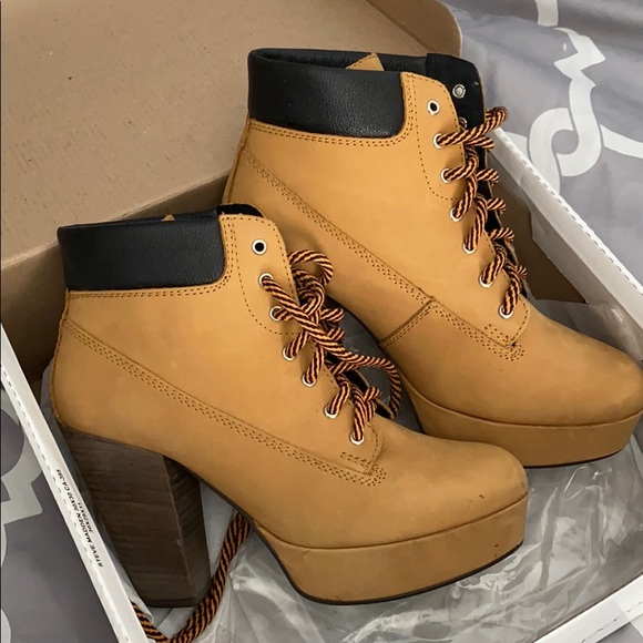Steve Madden Shoes - Steve Madden Boot heels